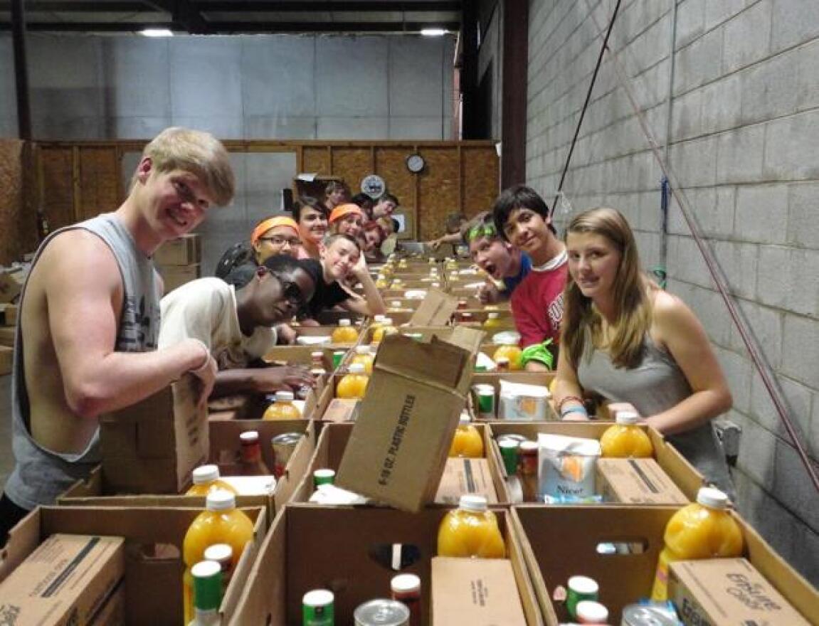 Freshmen from Louisiana College volunteer at the Food Bank of Central Louisiana.